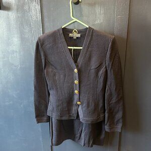 St Johns Basics, Pencil Skirt (2) / Cardigan (P) Set